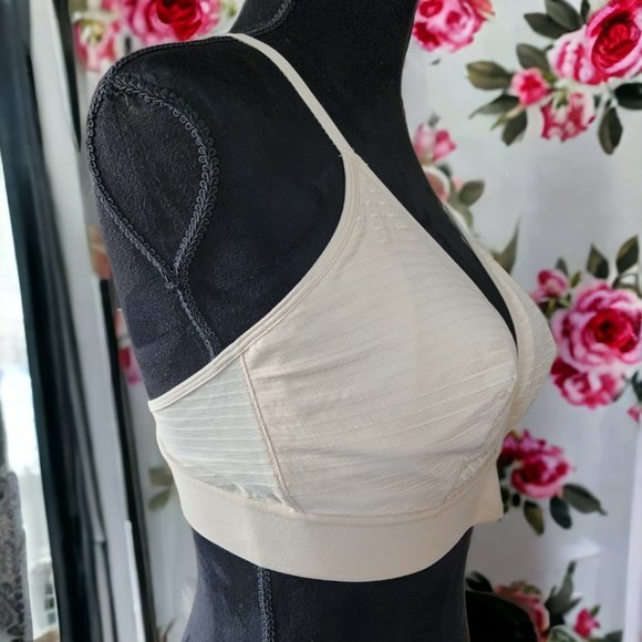 Lively Intimates & Sleepwear Nwt Lively Bra Size 36d Ddd Poshmark